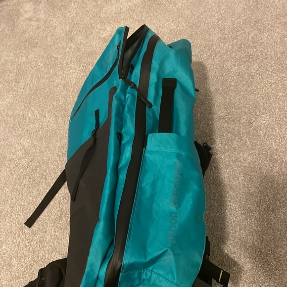 Six Moon Designs All Day Carry Travel Backpack 45L - color Teal, size Small - Picture 6 of 8
